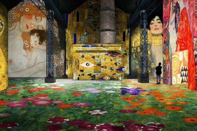Visitez le tout nouvel Atelier des Lumières à Paris
